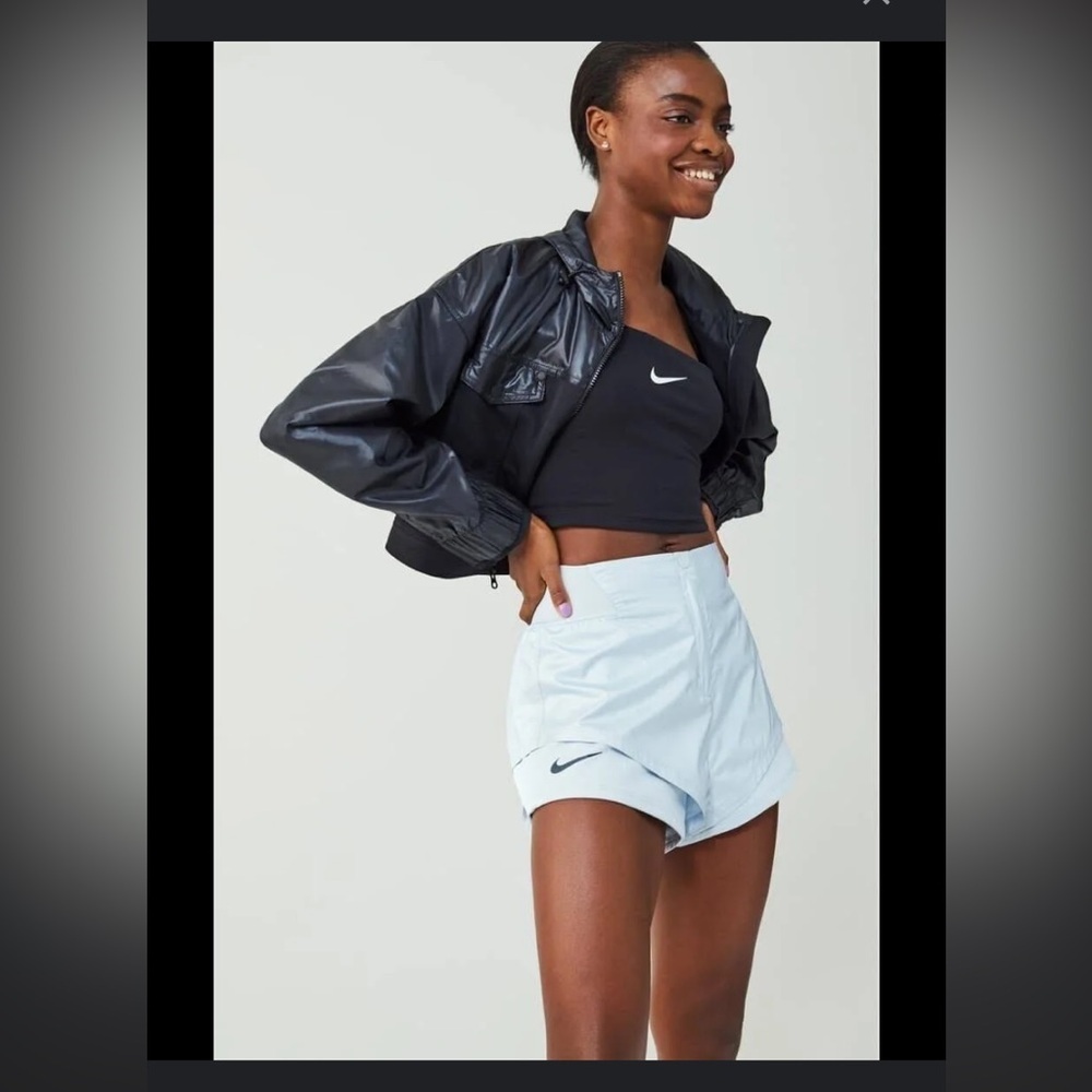 Nike Women's City Ready 2-in-1 Shorts NWT XL silver active streetwear fall